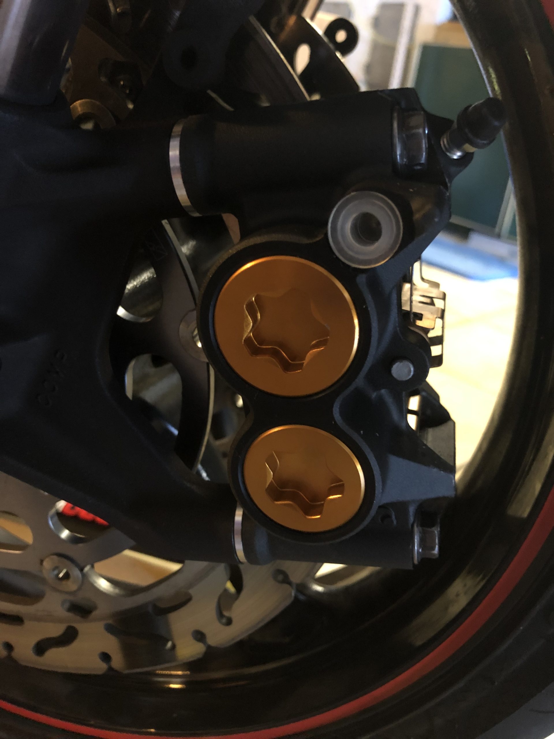 8mm Spacer Distanzbuchsen Set für Suzuki GSX-R Bremssattel Umbau auf 320mm  Bremsscheibe Yamaha R1 / R6 – RacemodeParts